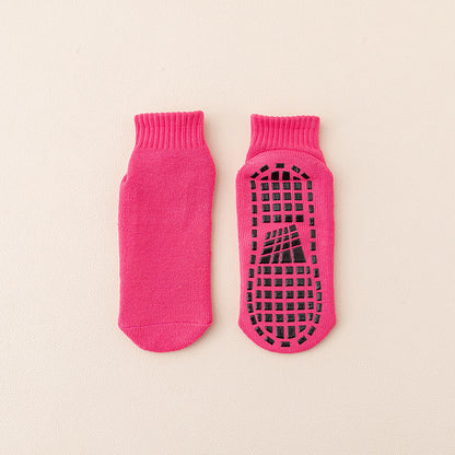 🧦🔥💥Kup 3, a 3 dostaniesz gratis🔥 Zimowe, antypoślizgowe skarpetki podłogowe, bardzo grube i ciepłe, bardzo gruba, wykonana z frotte, masuje podeszwy stóp