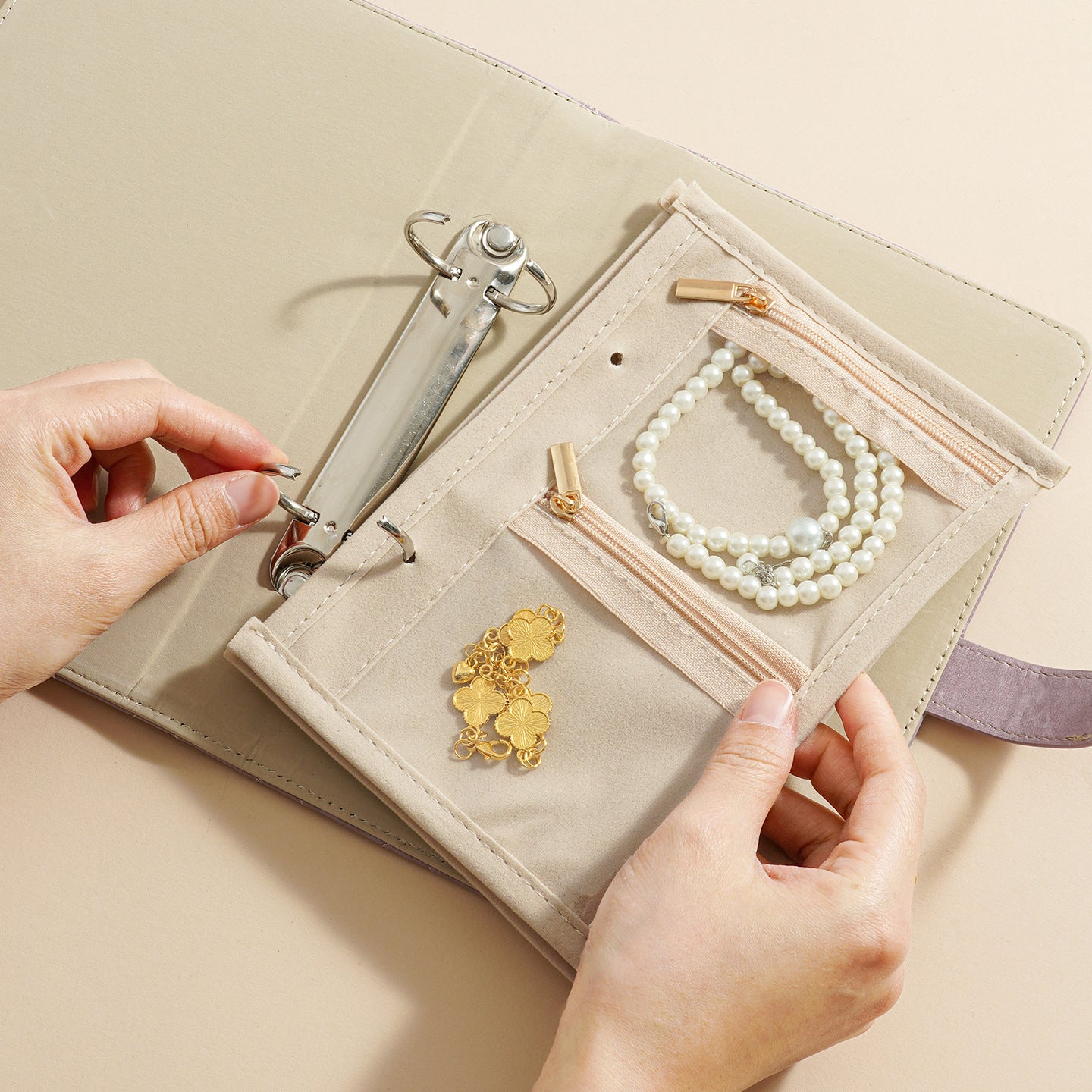 🔥 Gorące 50% zniżki 🔥🔥 Stylowa, przenośna torba do przechowywania biżuterii ze wzorem w kratkę